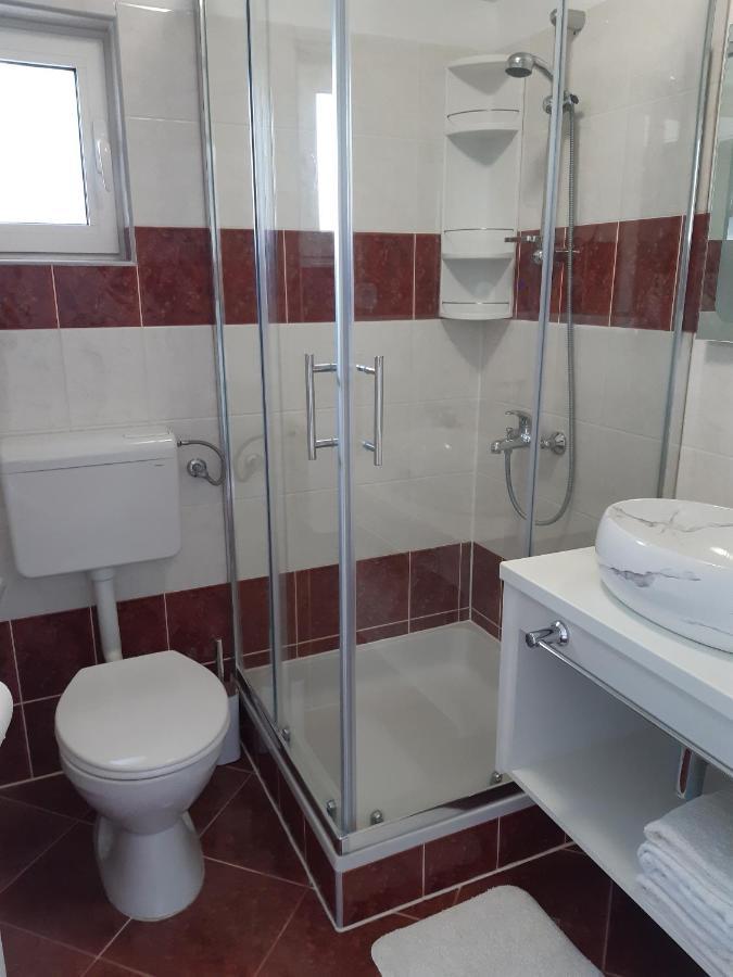 Apartments By The Sea Pag - 16100 Pag Town Luaran gambar