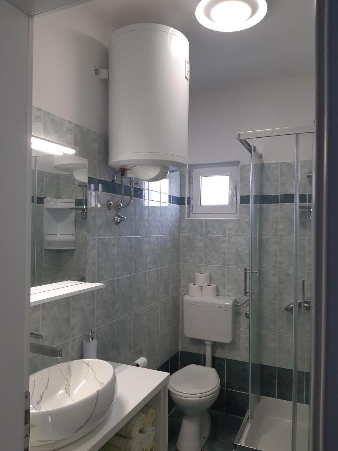 Apartments By The Sea Pag - 16100 Pag Town Luaran gambar